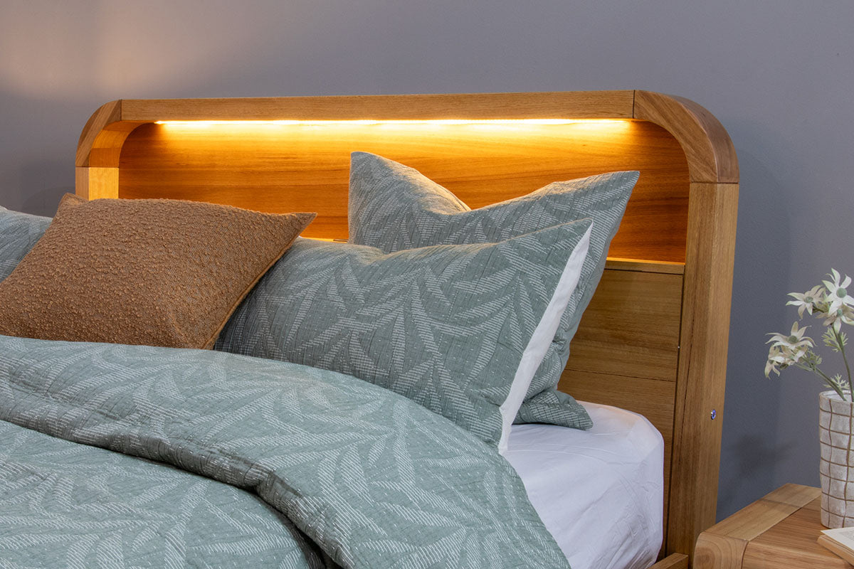 Hamilton Bed With Drawers