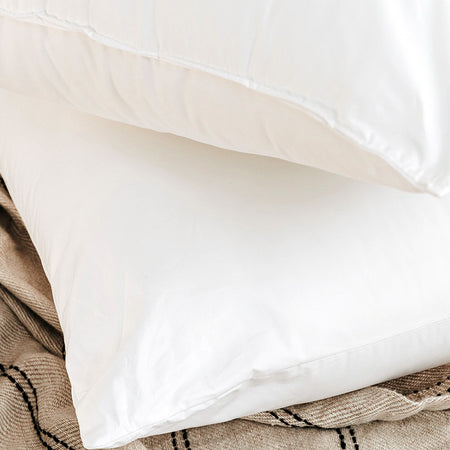 Foam Core Polyester Pillow with Cotton Cover