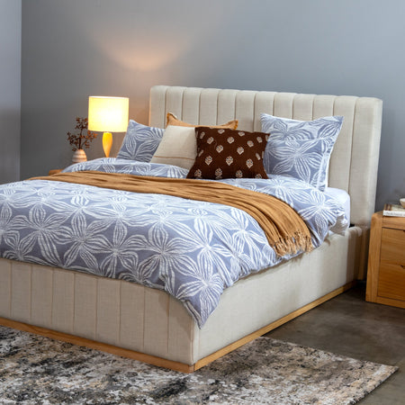 Portsea Gas Lift Bed