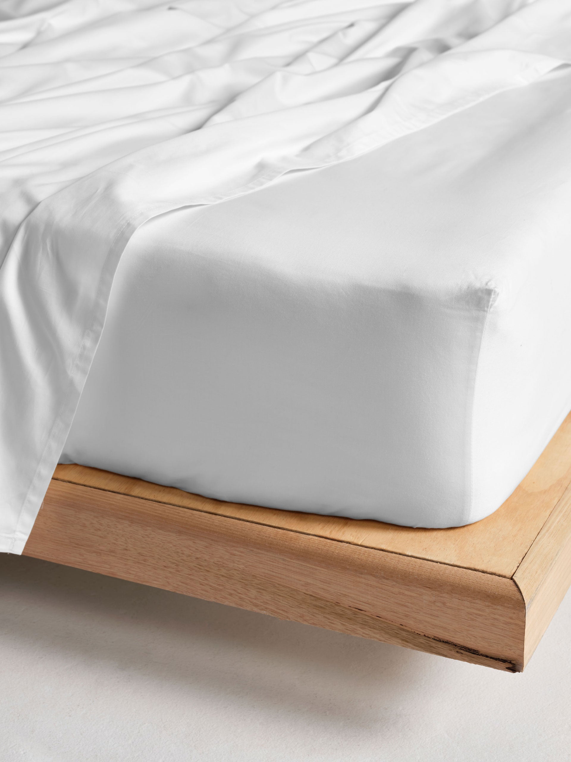 500TC Cotton Sateen Augusta White Sheet Set