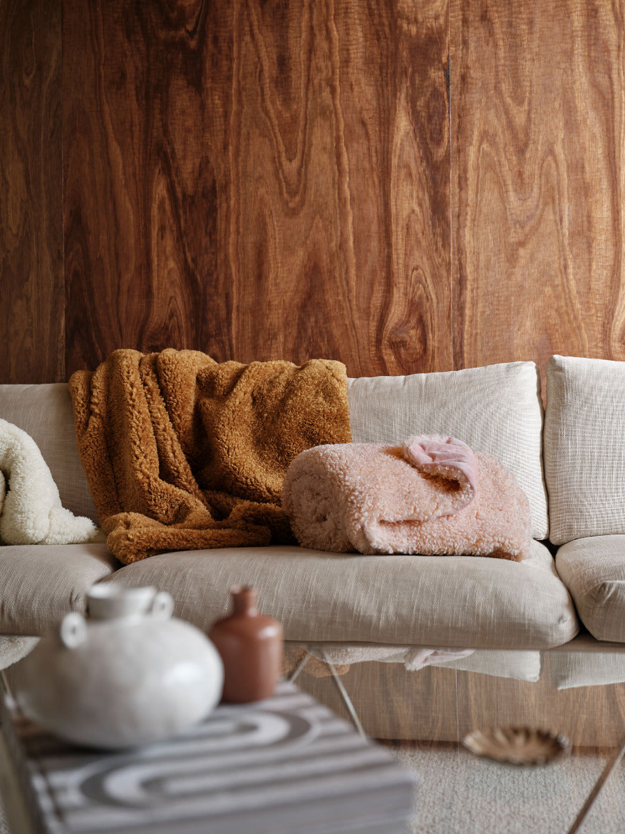 Shetland Blush Throw