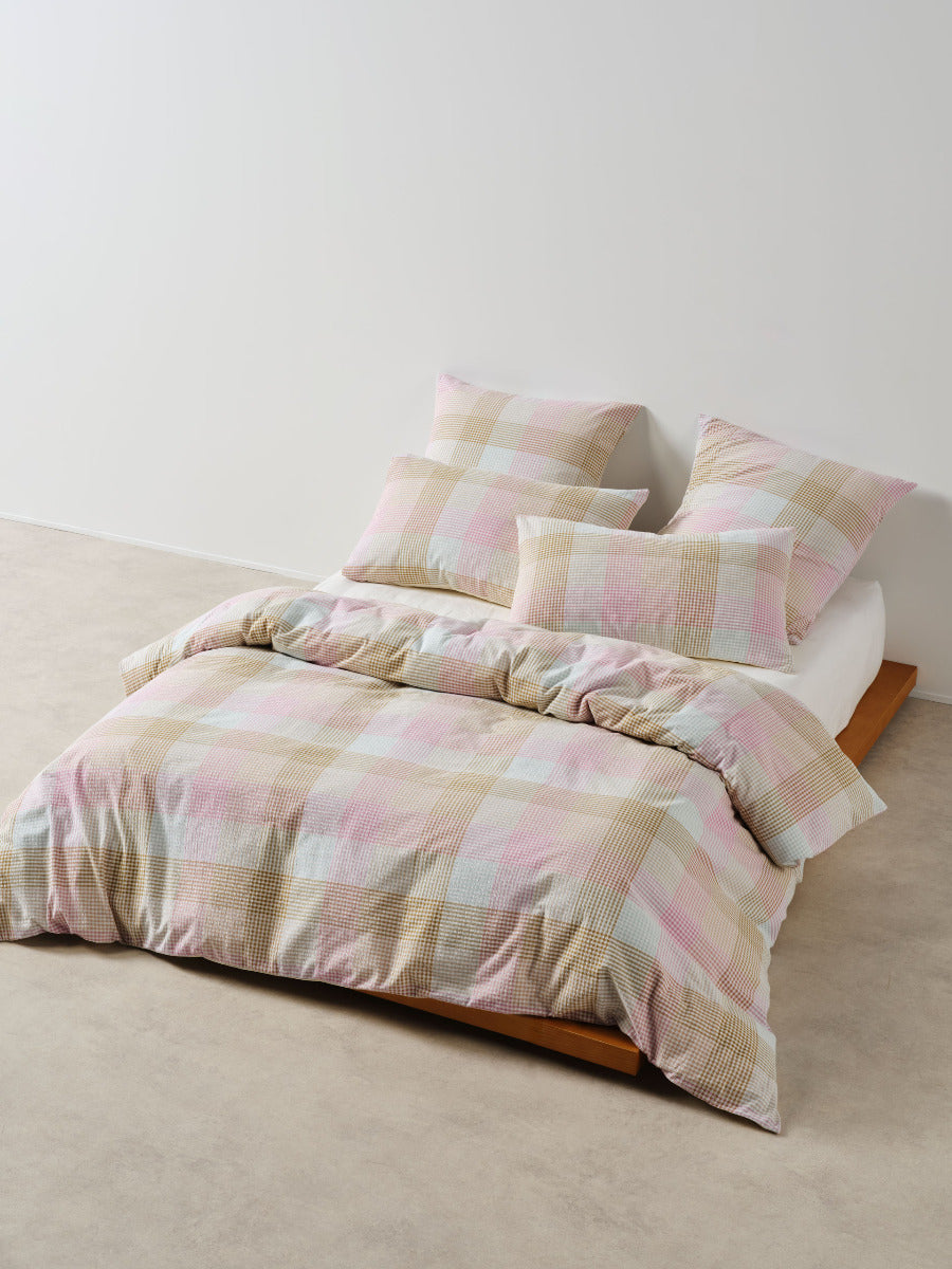 Bloomfield Pink Quilt Cover Set