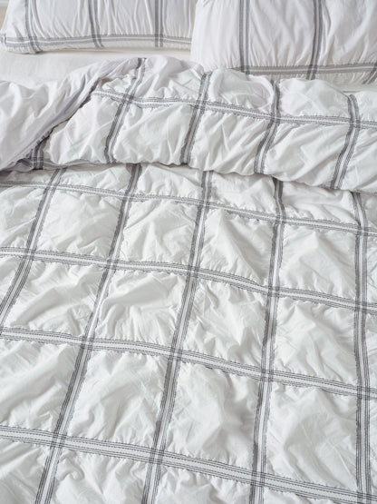 Mireya Snow Quilt Cover Set