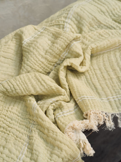 Torquay Pistachio Throw