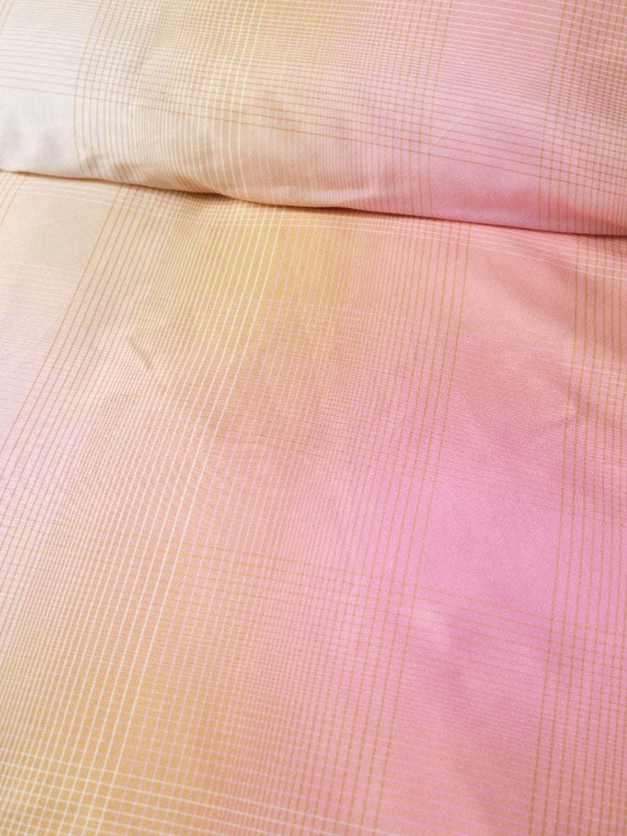 Sunrise Check Bubblegum Quilt Cover Set