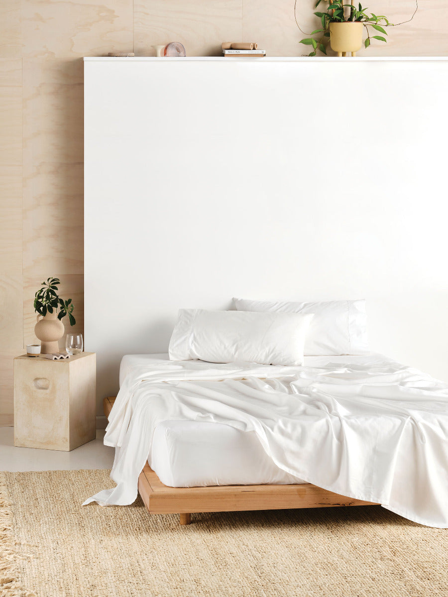 Vienna White Sheet Set