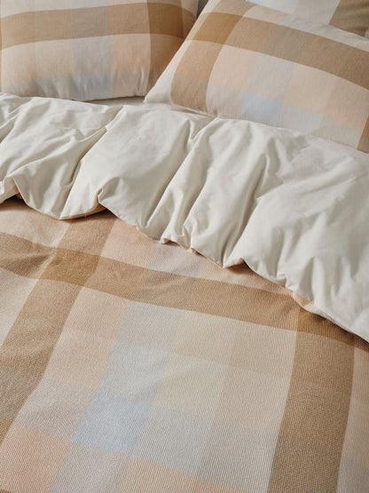 Wellington Honey Quilt Cover Set