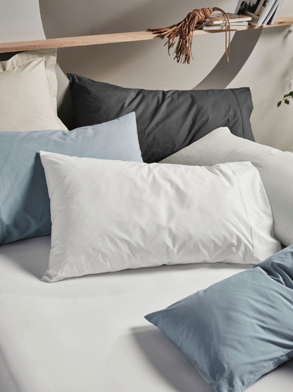 Vienna White Standard Pillowcase